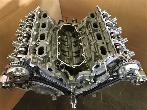 TOYOTA 5.7L/5663cc Toyota V8 Crate Engines